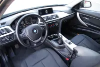 BMW 318 2.0 105kW thumbnail