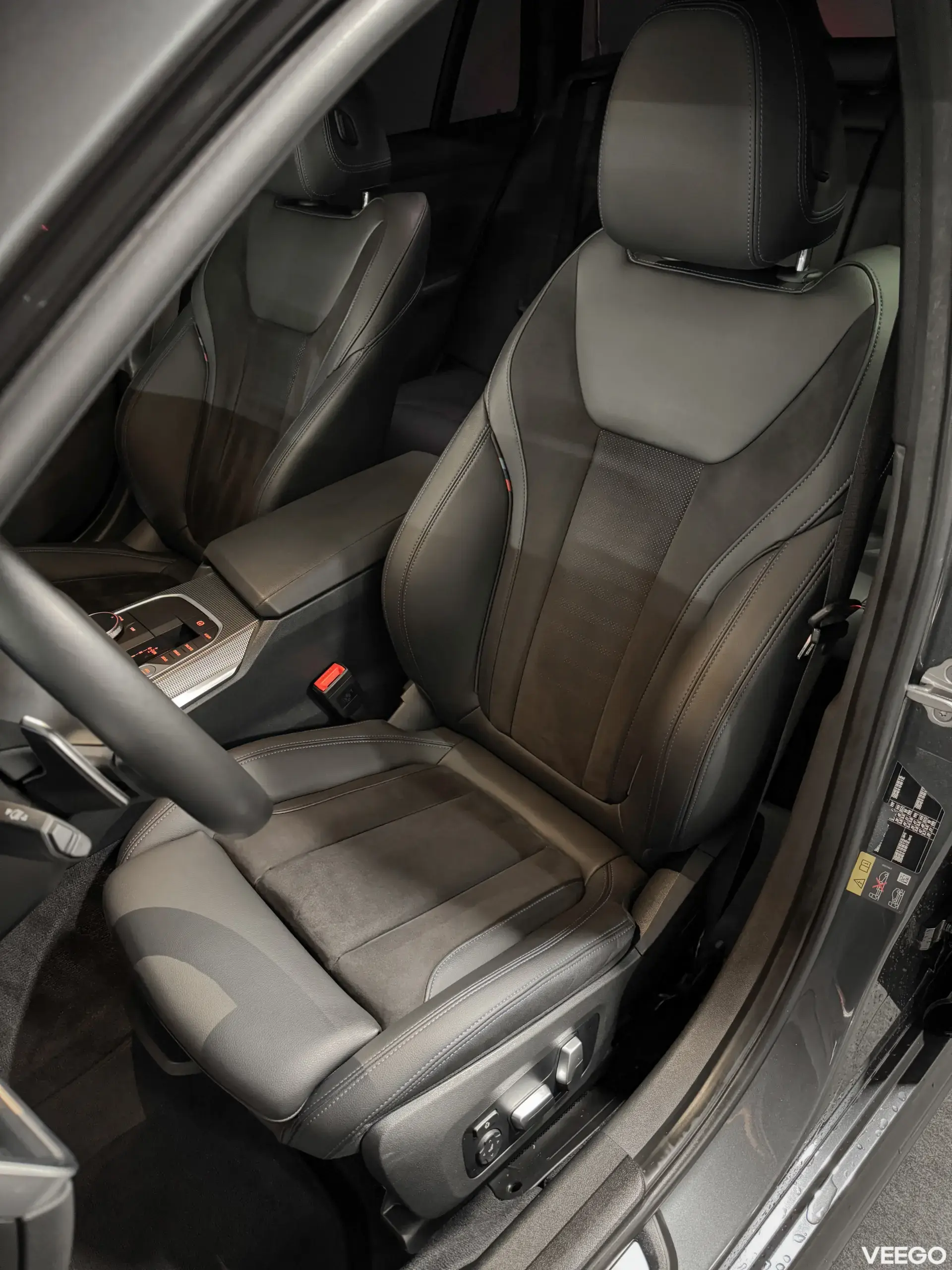 BMW 330 e M-sportpakett 2.0 215kW