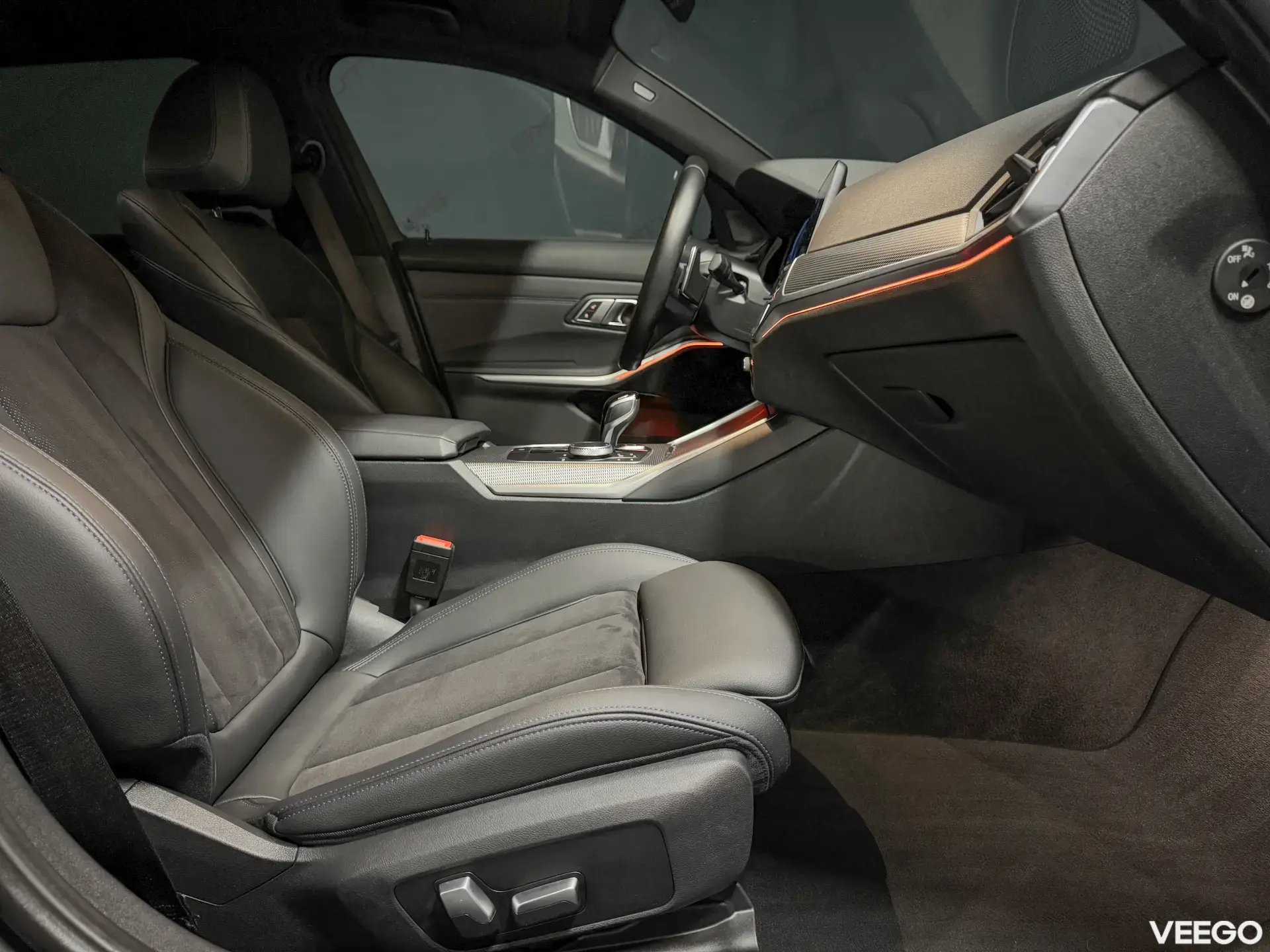 BMW 330 e M-sportpakett 2.0 215kW