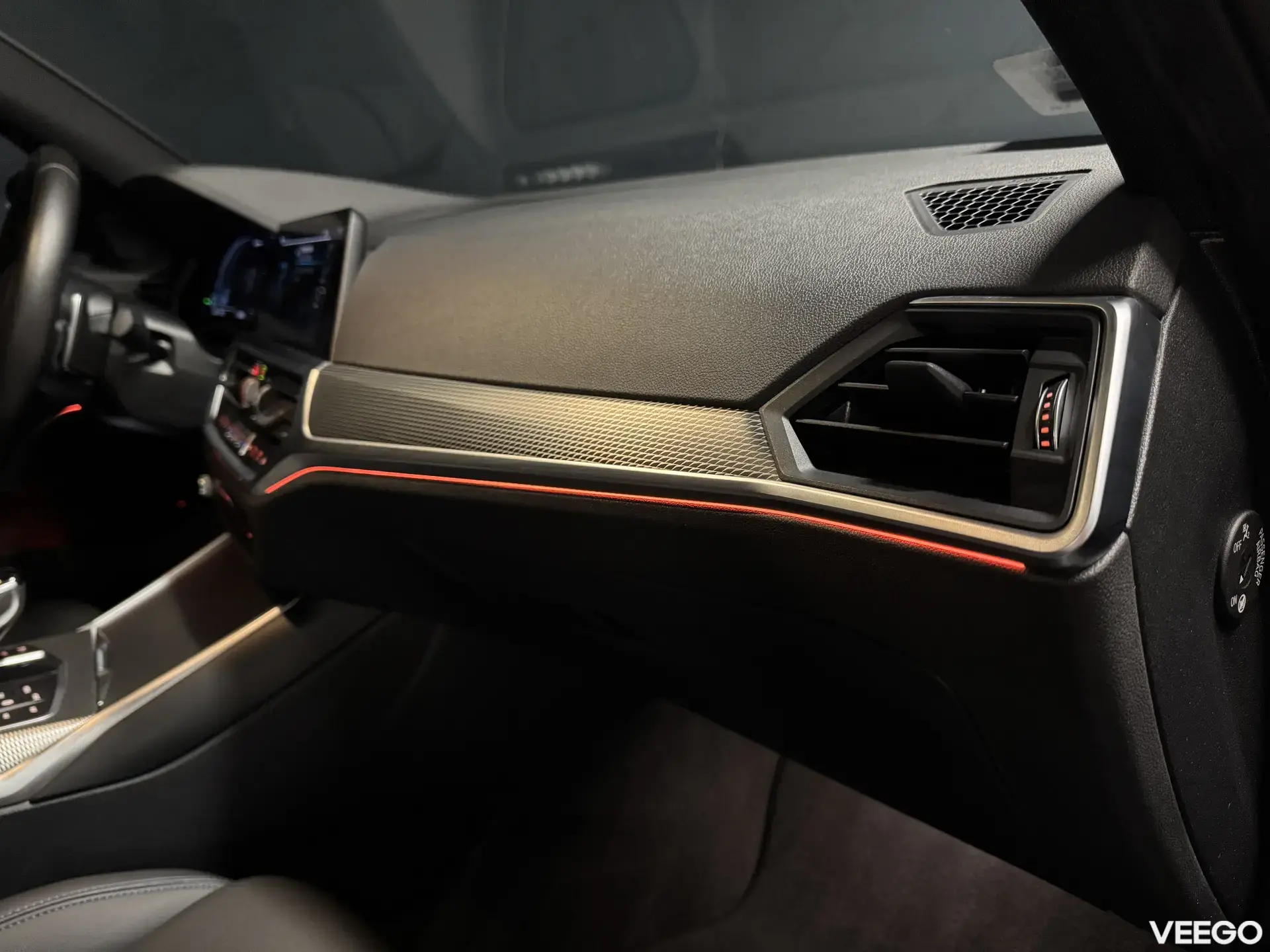 BMW 330 e M-sportpakett 2.0 215kW