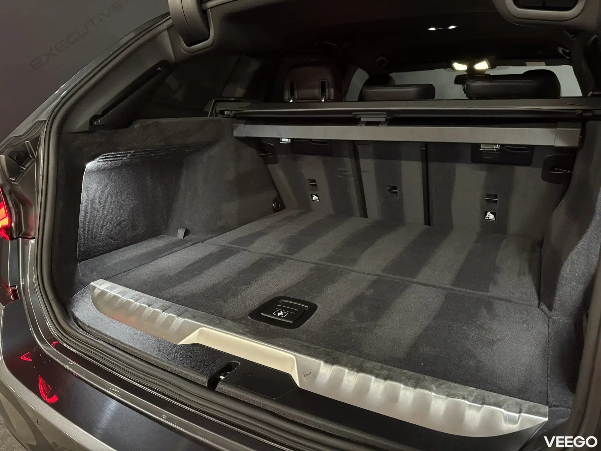 BMW 330 e M-sportpakett 2.0 215kW