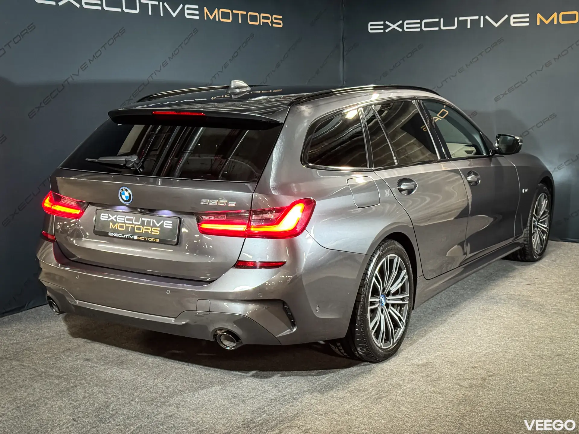 BMW 330 e M-sportpakett 2.0 215kW