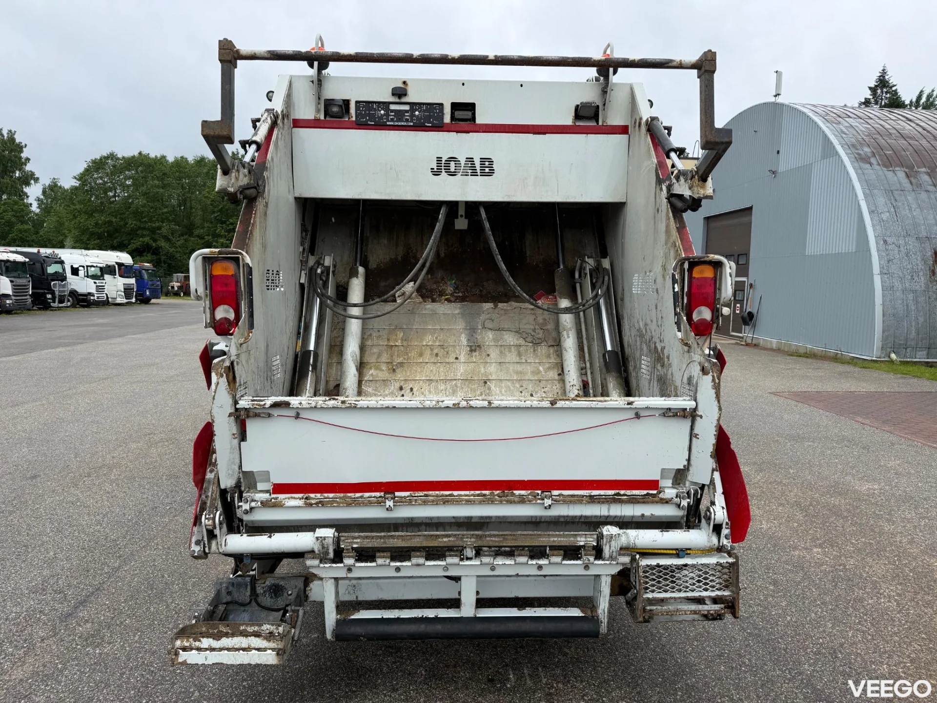 Mercedes-Benz ECONIC JOAB + EURO6 354kW