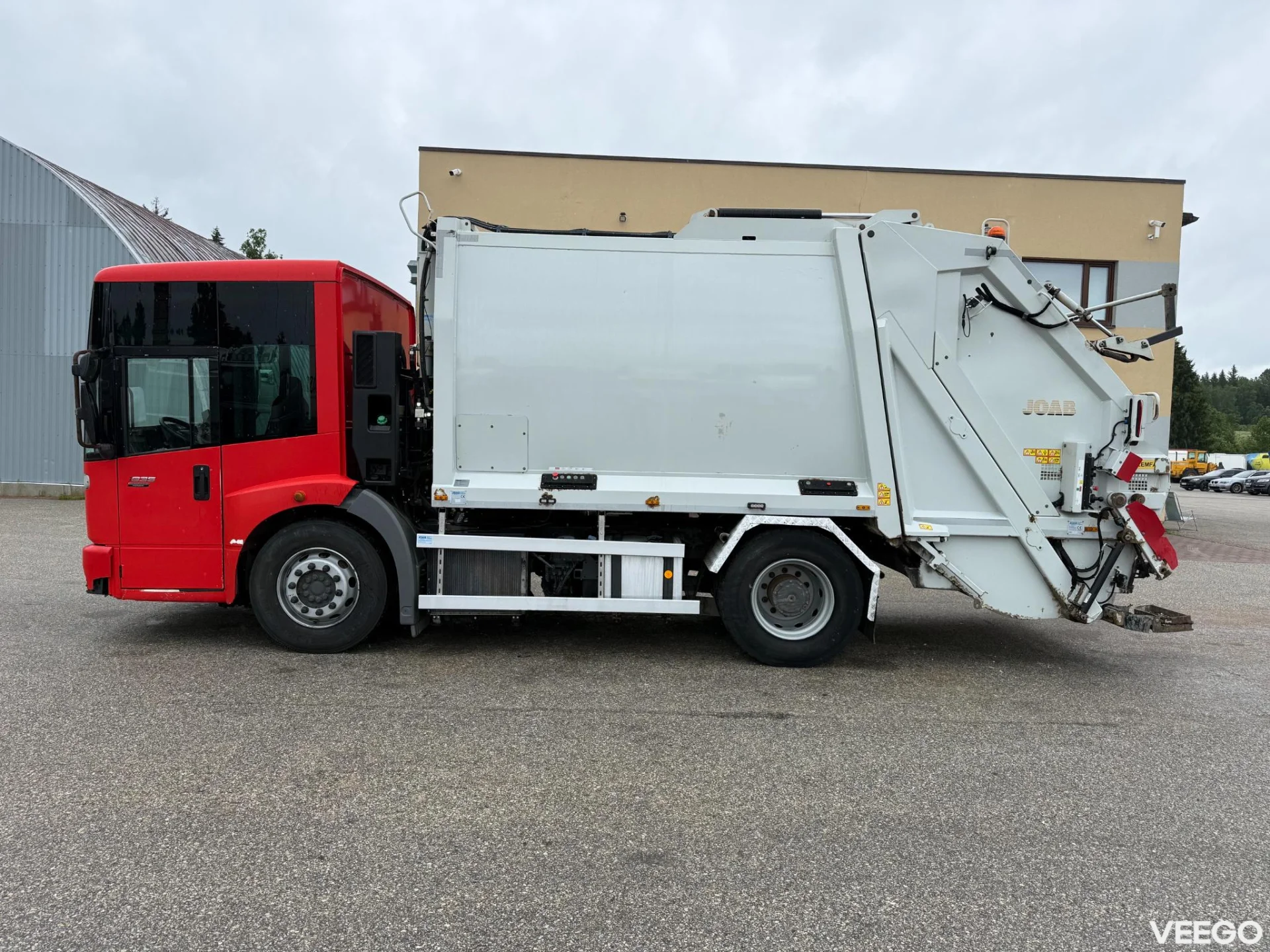 Mercedes-Benz ECONIC JOAB + EURO6 354kW