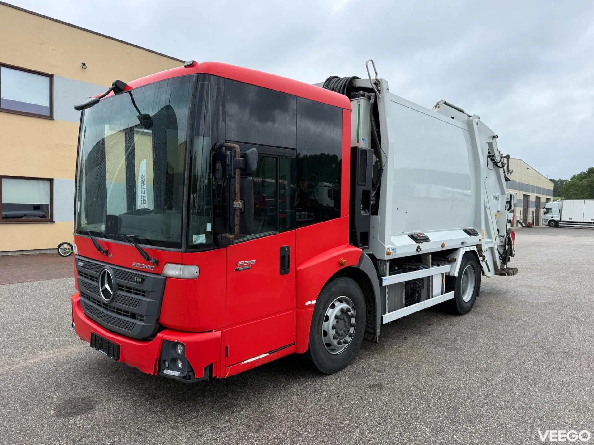 Mercedes-Benz ECONIC JOAB + EURO6 354kW