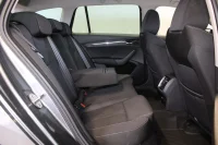 Skoda Octavia Combi m-Hybrid Elegance 1.5 110kW thumbnail