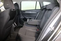 Skoda Octavia Combi m-Hybrid Elegance 1.5 110kW thumbnail