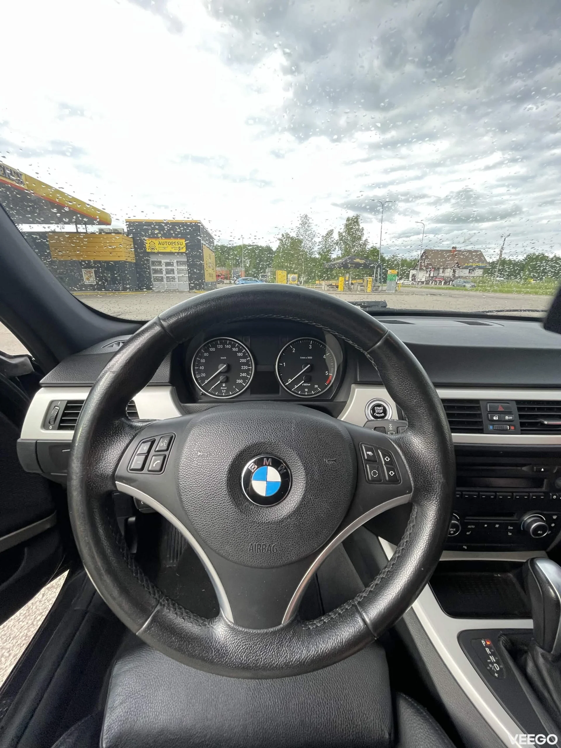 BMW 318 2.0 105kW