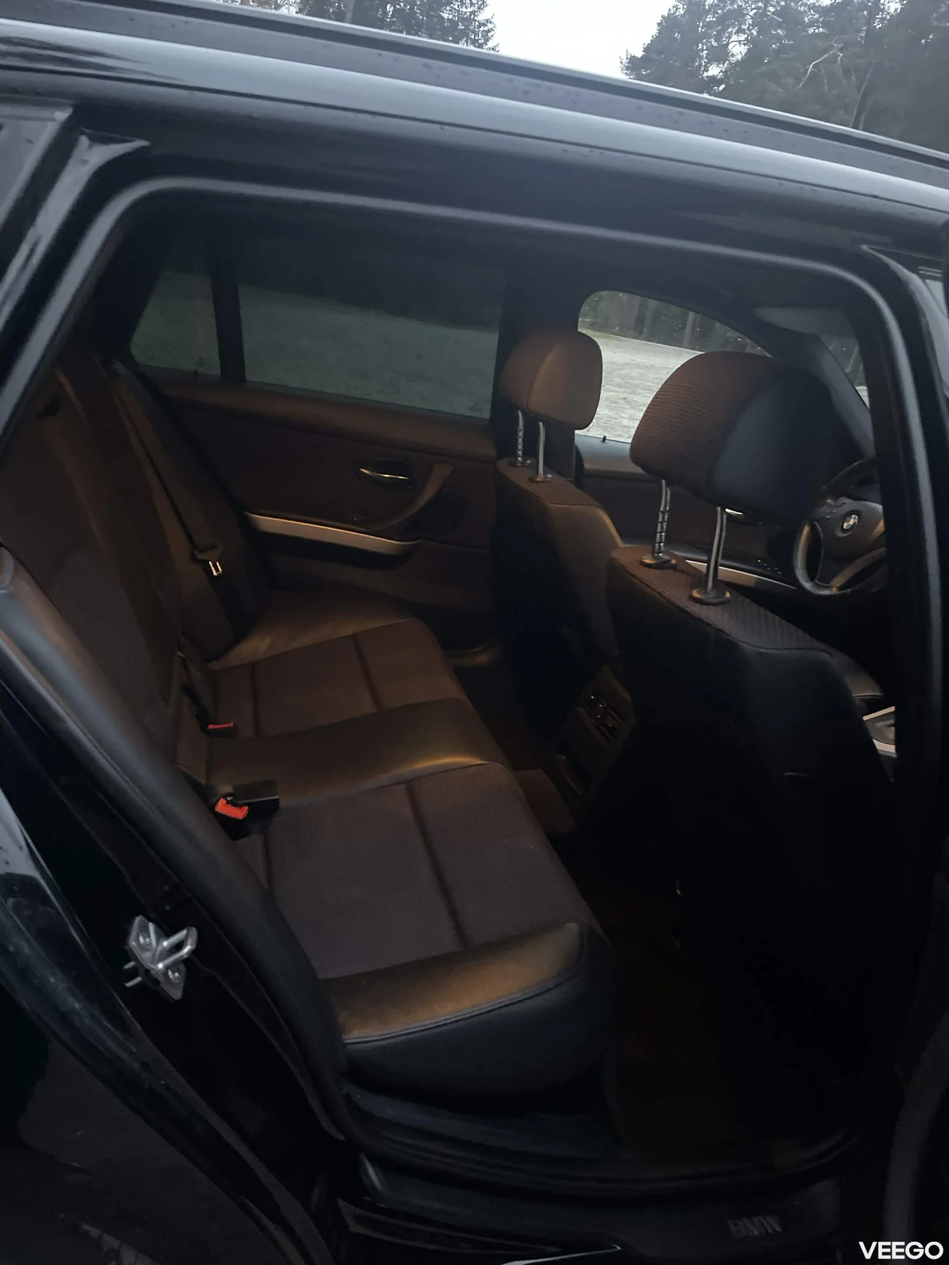 BMW 318 2.0 105kW