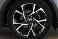 Toyota C-HR 72kW thumbnail