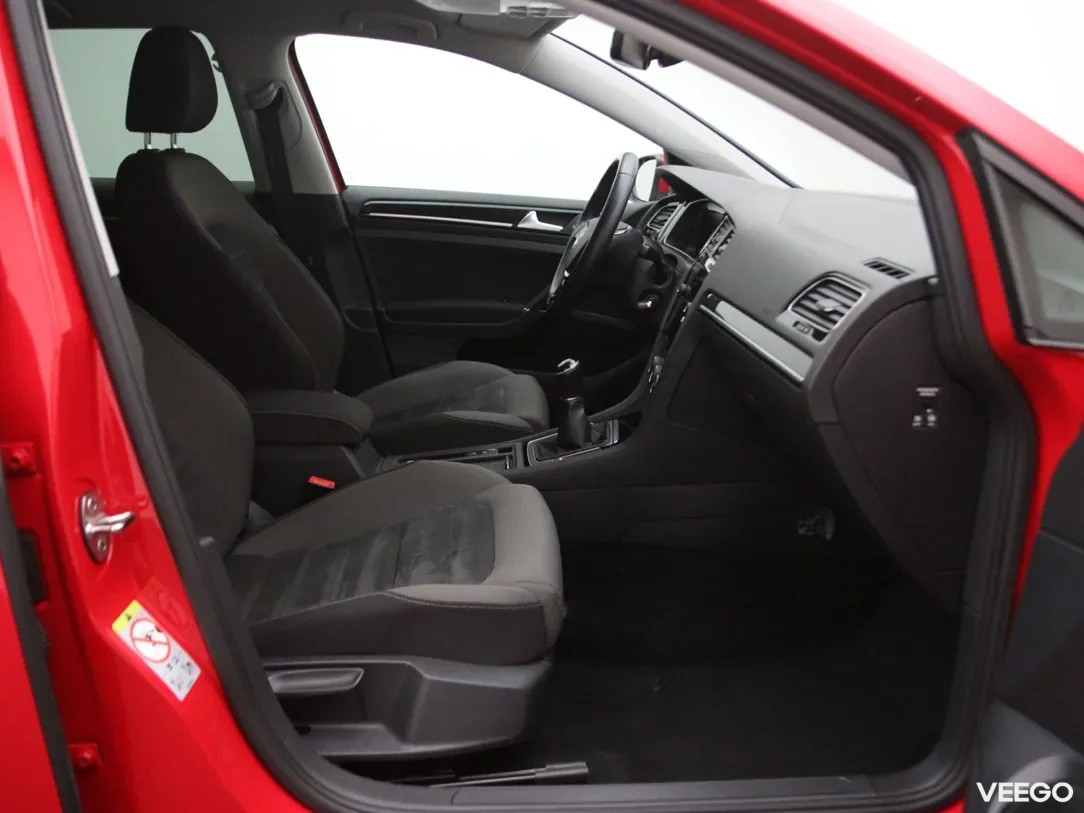 Volkswagen Golf 1.5 110kW