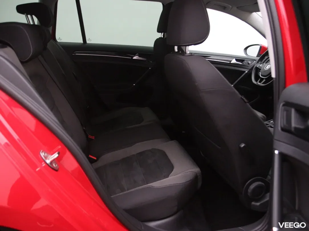 Volkswagen Golf 1.5 110kW