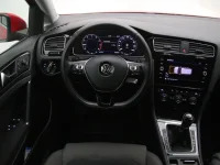 Volkswagen Golf 1.5 110kW thumbnail