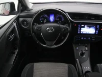 Toyota Auris 1.8 100kW thumbnail