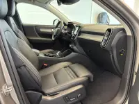 Volvo XC40 - 145kW thumbnail
