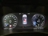 Volvo XC40 - 145kW thumbnail