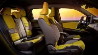 Renault 5 iconic cinq thumbnail