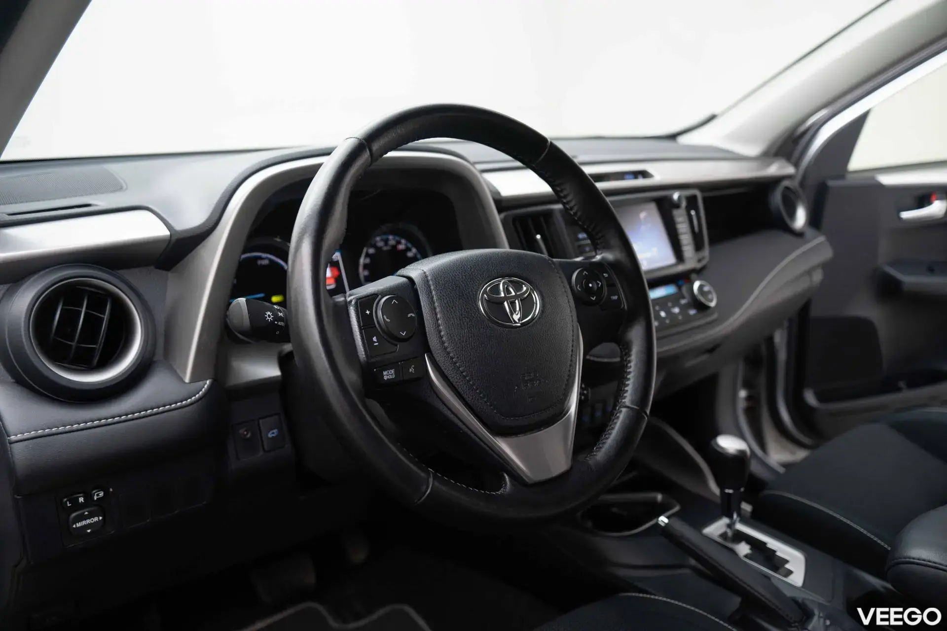 Toyota RAV4 Hybrid Luxury Line 4WD 2.5 114kW