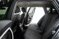 BMW 318 d Sport Line 2.0 110kW thumbnail