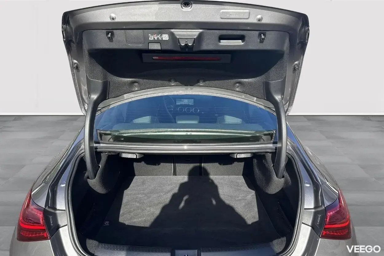 Mercedes-Benz CLA180 AMG pakett 1.3 100kW