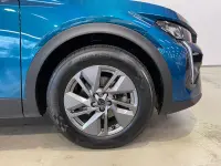 Peugeot 408 Allure Puretech 130AT8 96kW thumbnail