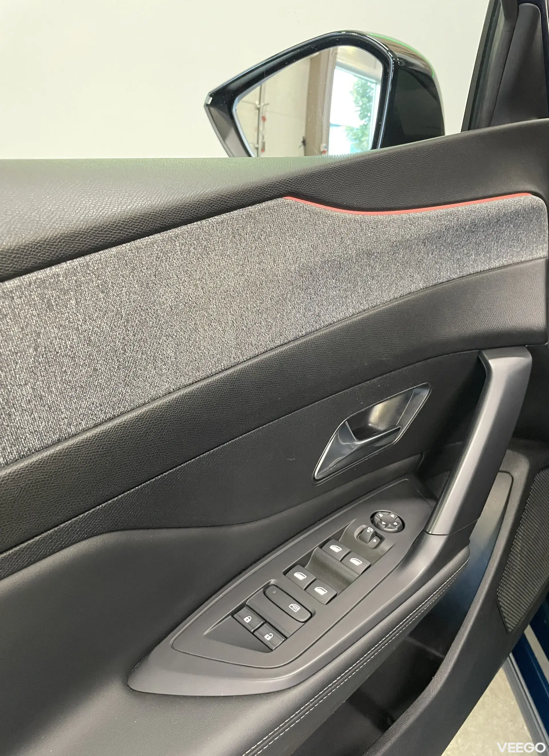 Peugeot 408 Allure Puretech 130AT8 96kW