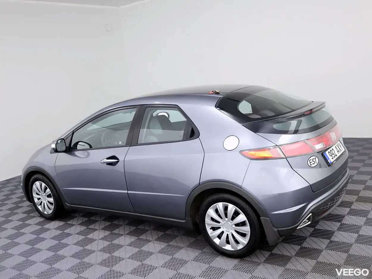 Honda Civic 1.3 61kW