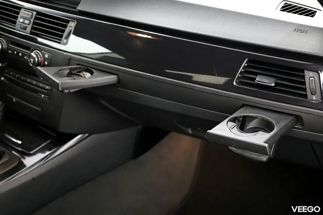 BMW 330 3.0 171kW