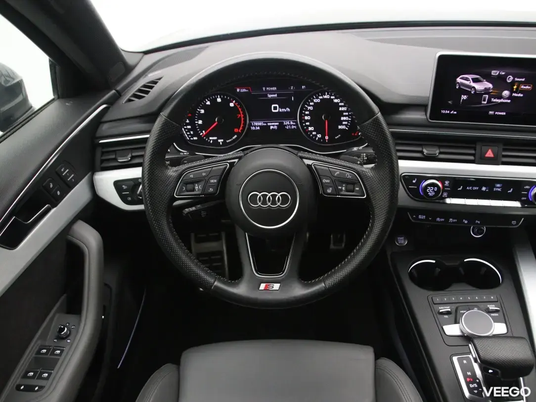 Audi A4 2 140kW
