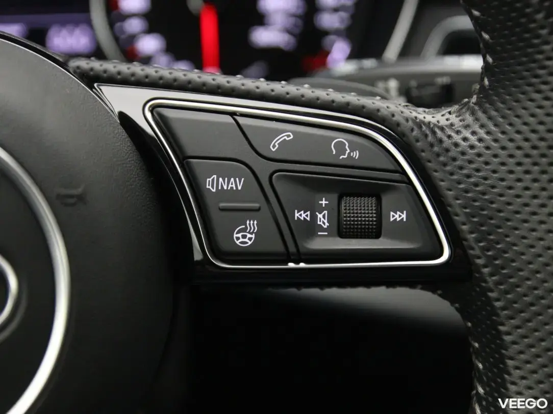 Audi A4 2 140kW