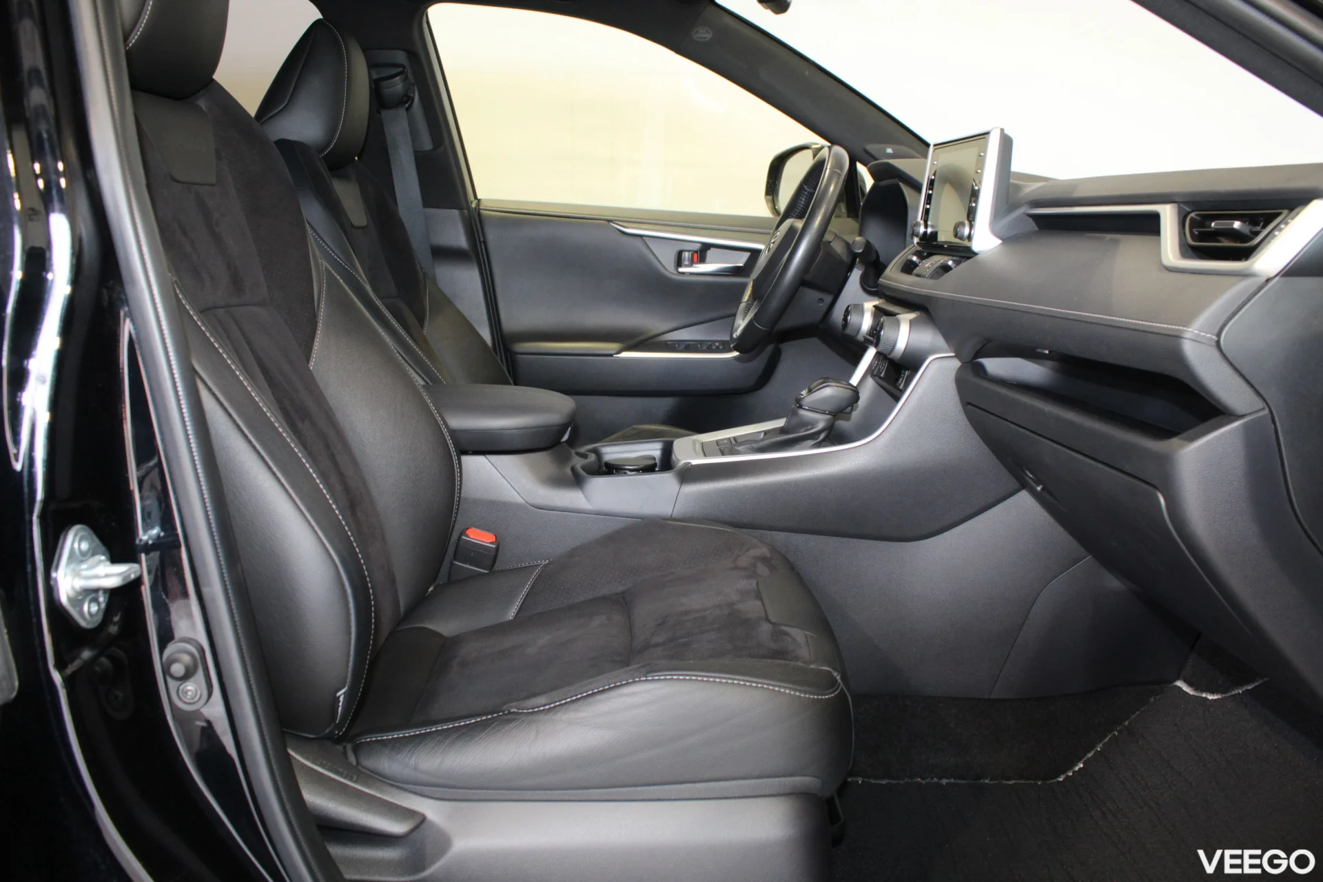 Toyota RAV4 Black Edition 2.5 131kW