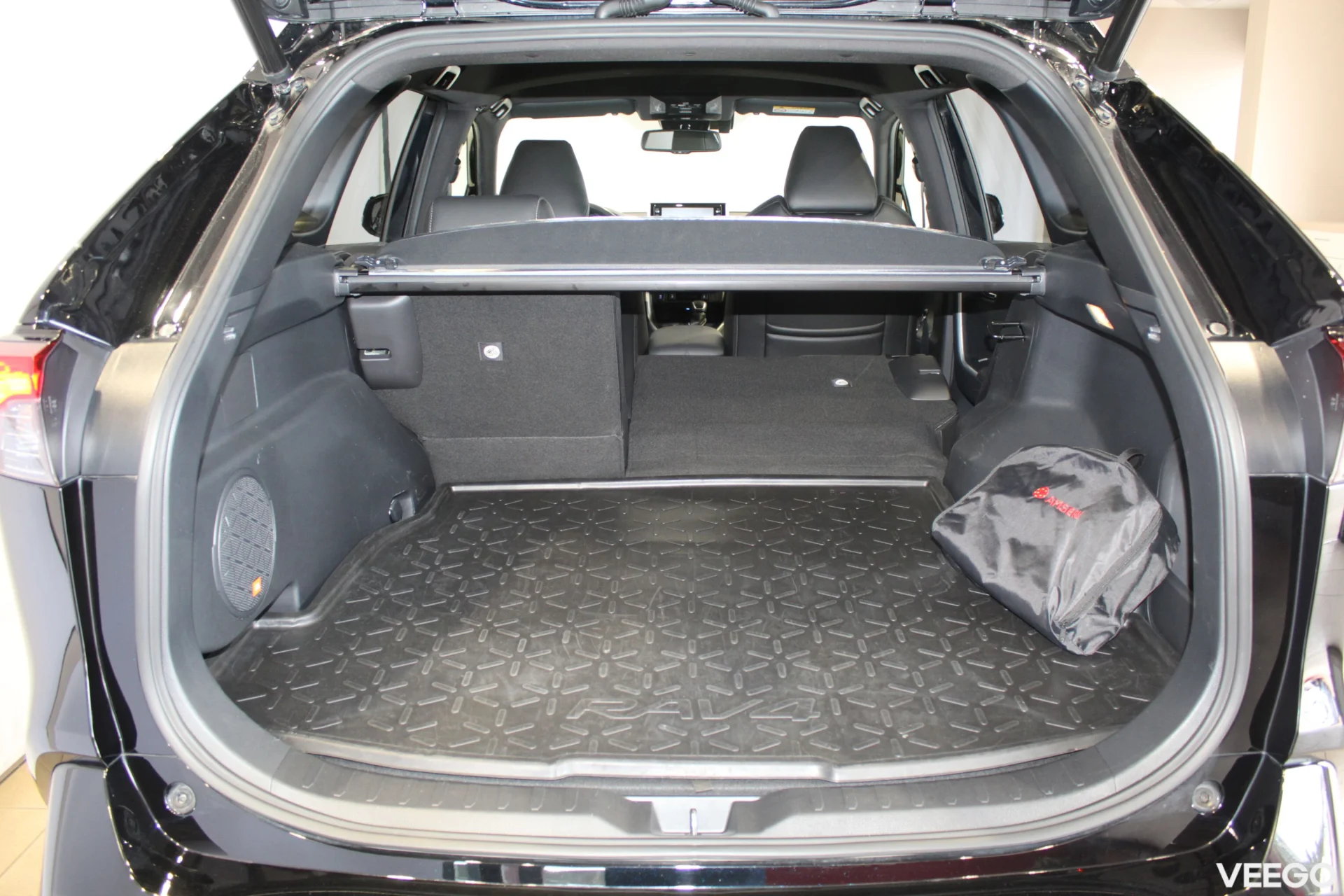 Toyota RAV4 Black Edition 2.5 131kW
