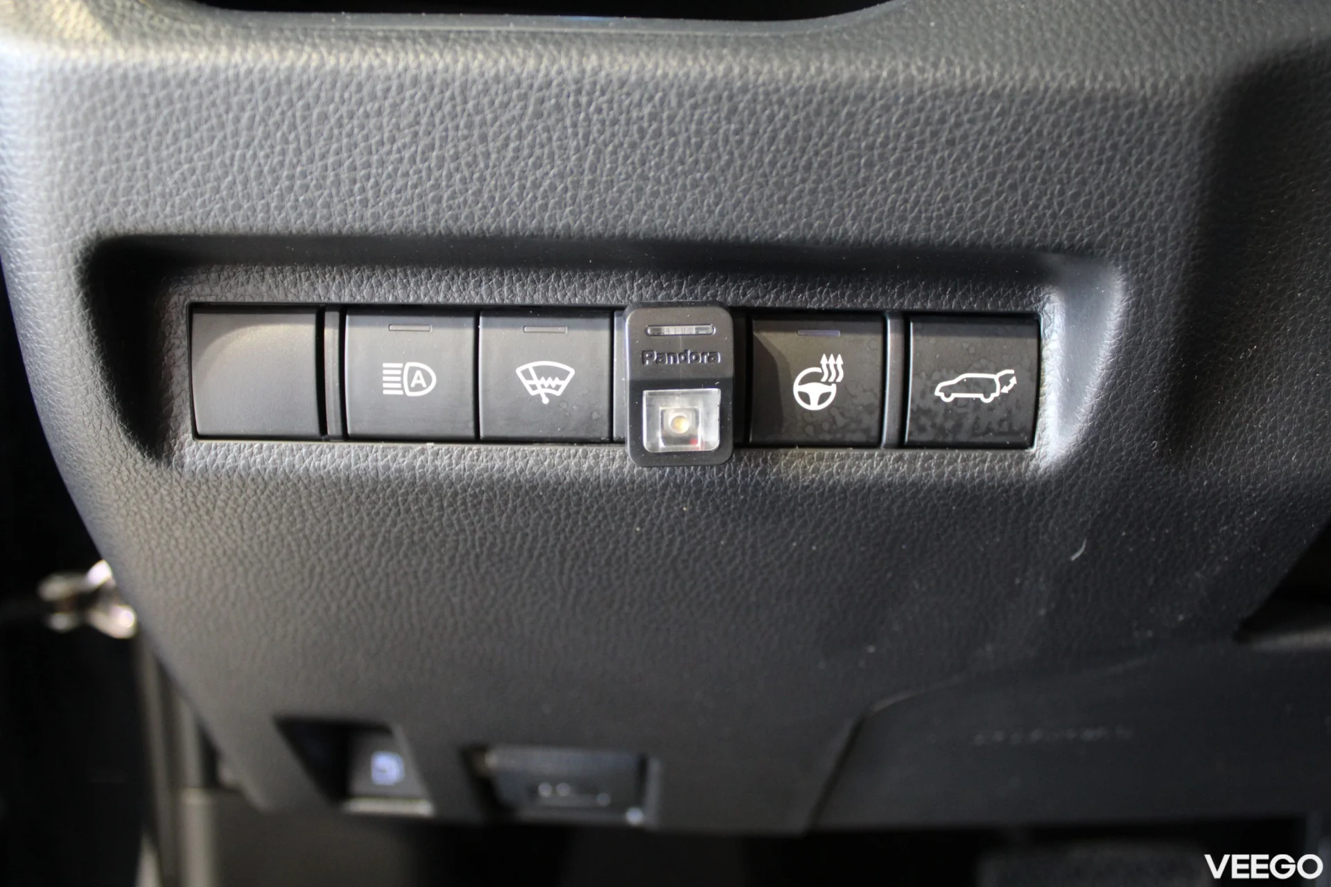 Toyota RAV4 Black Edition 2.5 131kW