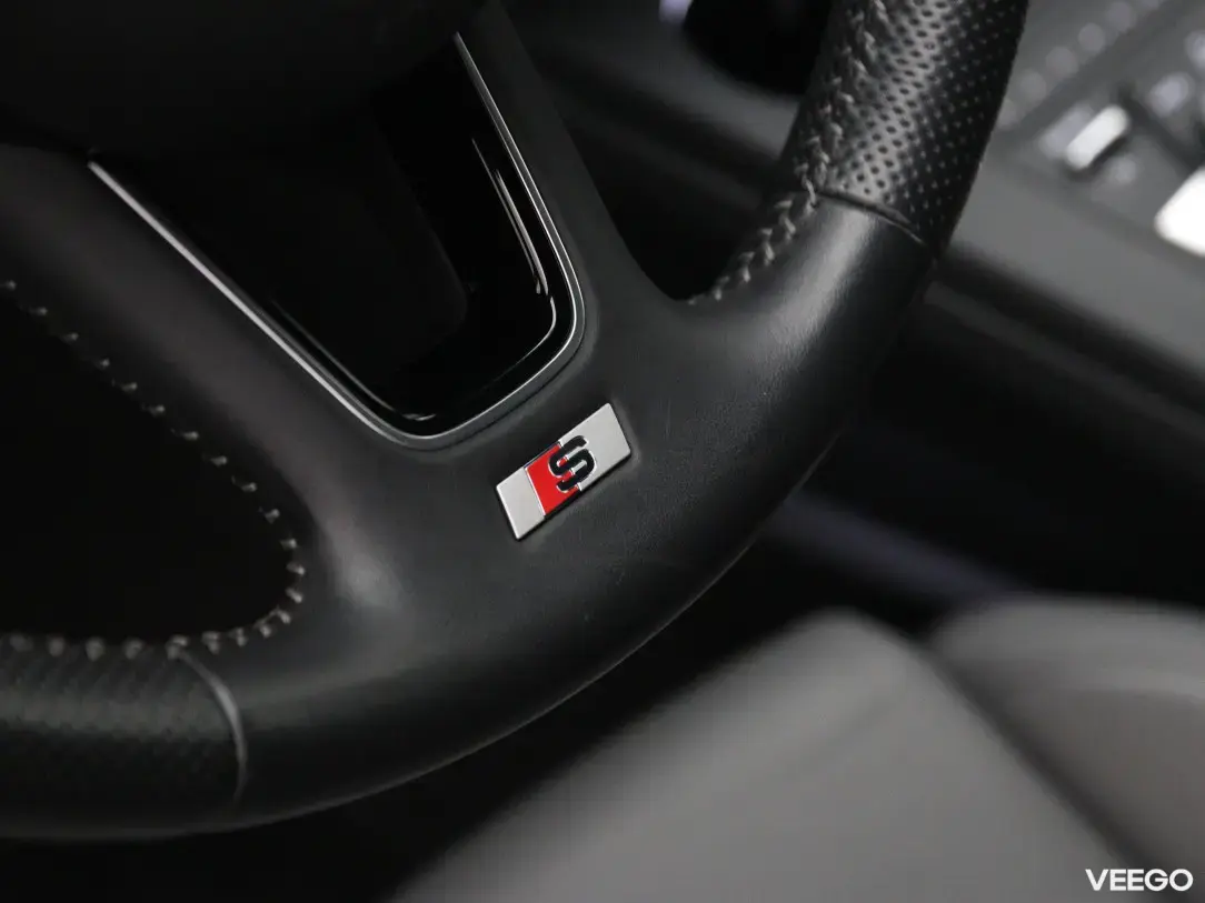 Audi A4 2 140kW