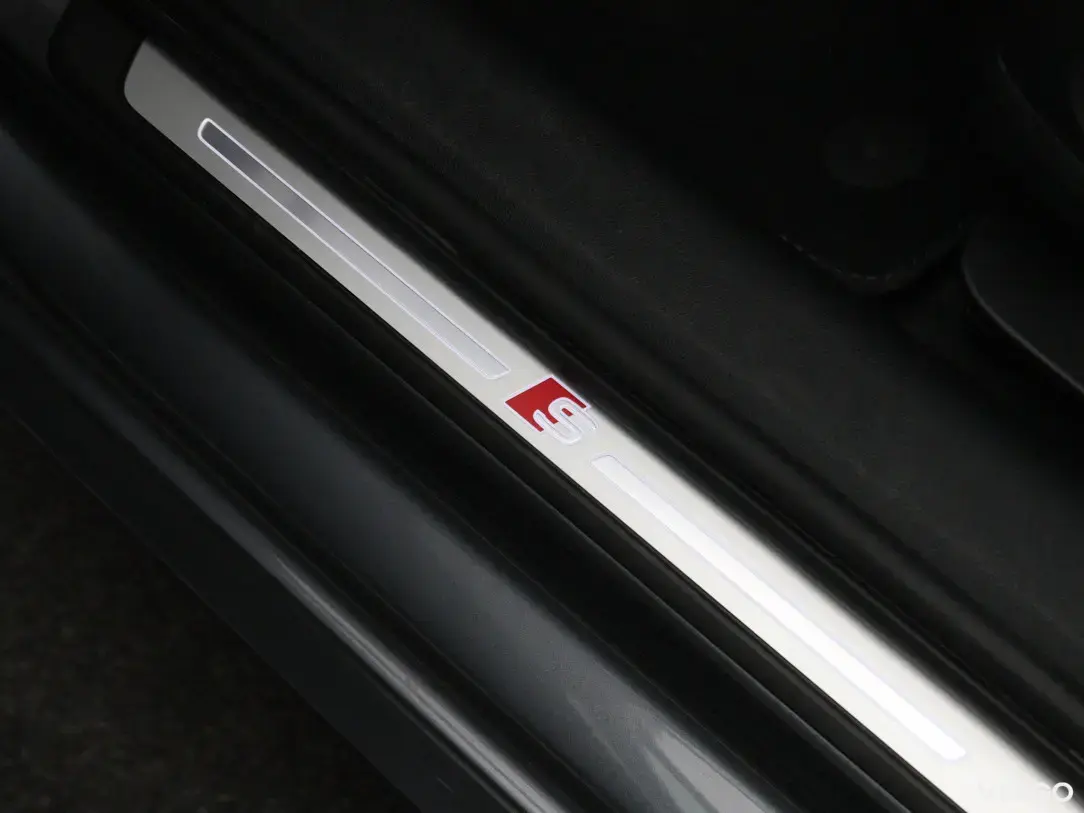 Audi A4 2 140kW