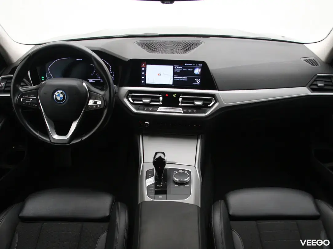BMW 320 2 120kW