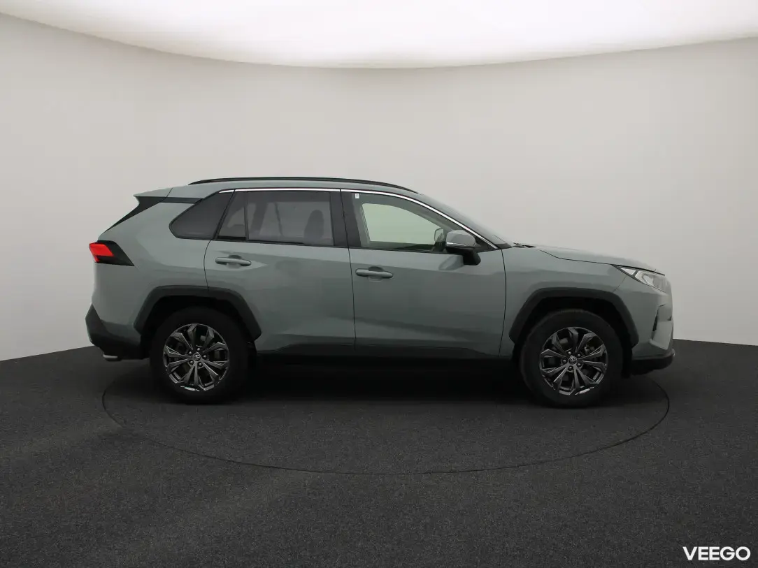 Toyota rav-4 2.5 131kW