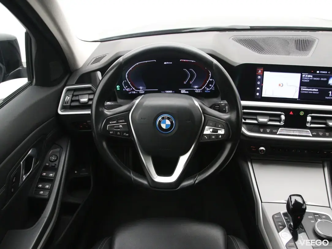 BMW 320 2 120kW