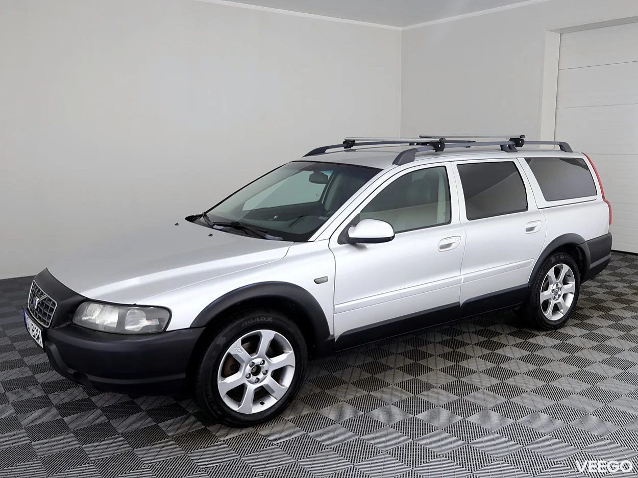 Volvo XC70 2.4 121kW