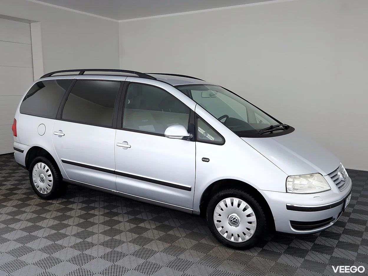 Volkswagen Sharan 2.0 104kW