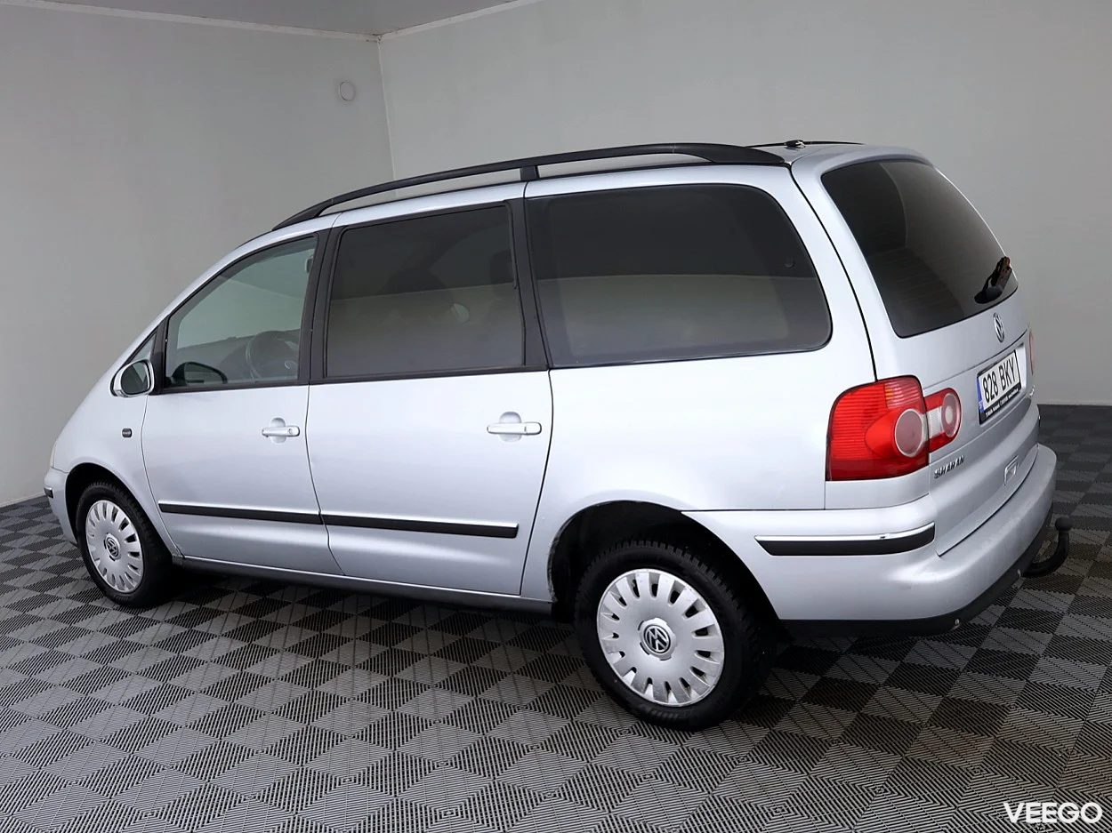 Volkswagen Sharan 2.0 104kW