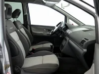 Volkswagen Sharan 2.0 104kW thumbnail