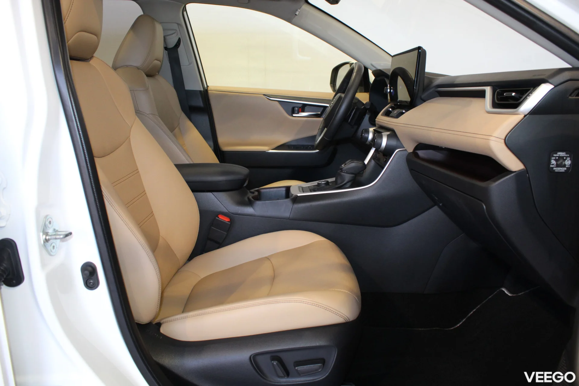 Toyota RAV4 Premium Plus AWD 2.5 131kW