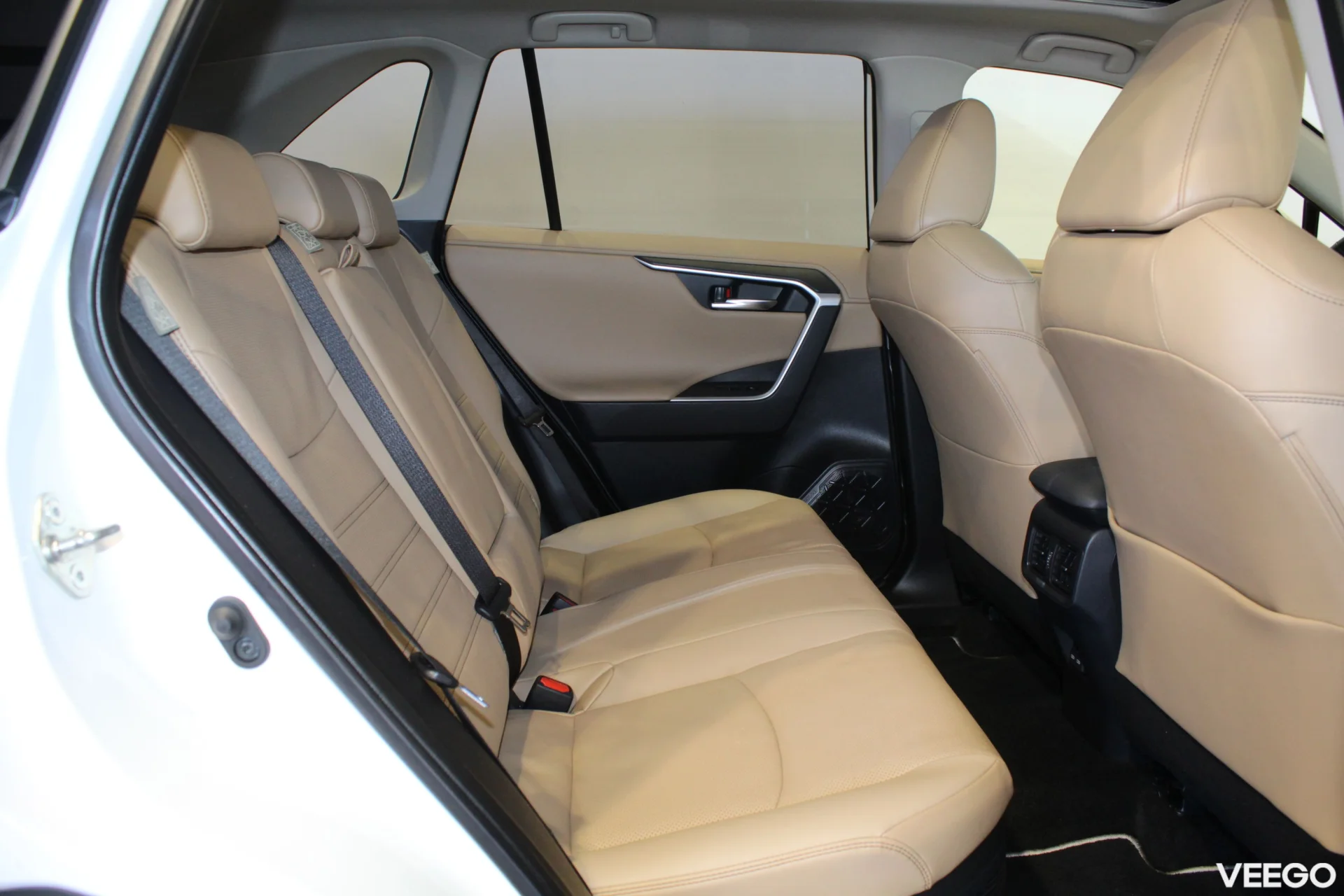 Toyota RAV4 Premium Plus AWD 2.5 131kW