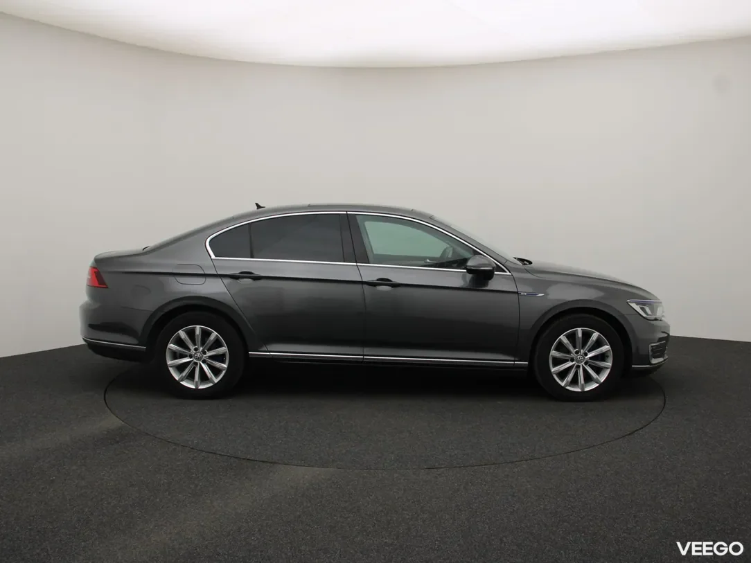 Volkswagen Passat 1.4 160kW