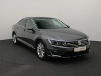 Volkswagen Passat 1.4 160kW thumbnail