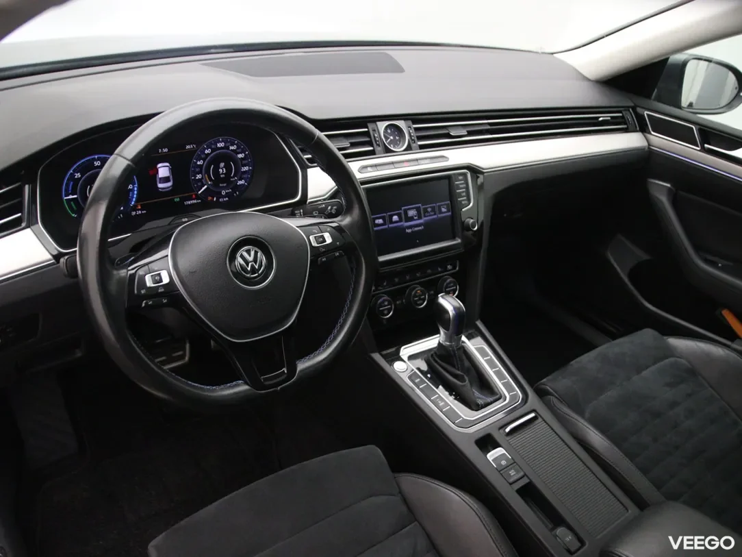 Volkswagen Passat 1.4 160kW