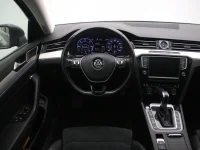 Volkswagen Passat 1.4 160kW thumbnail