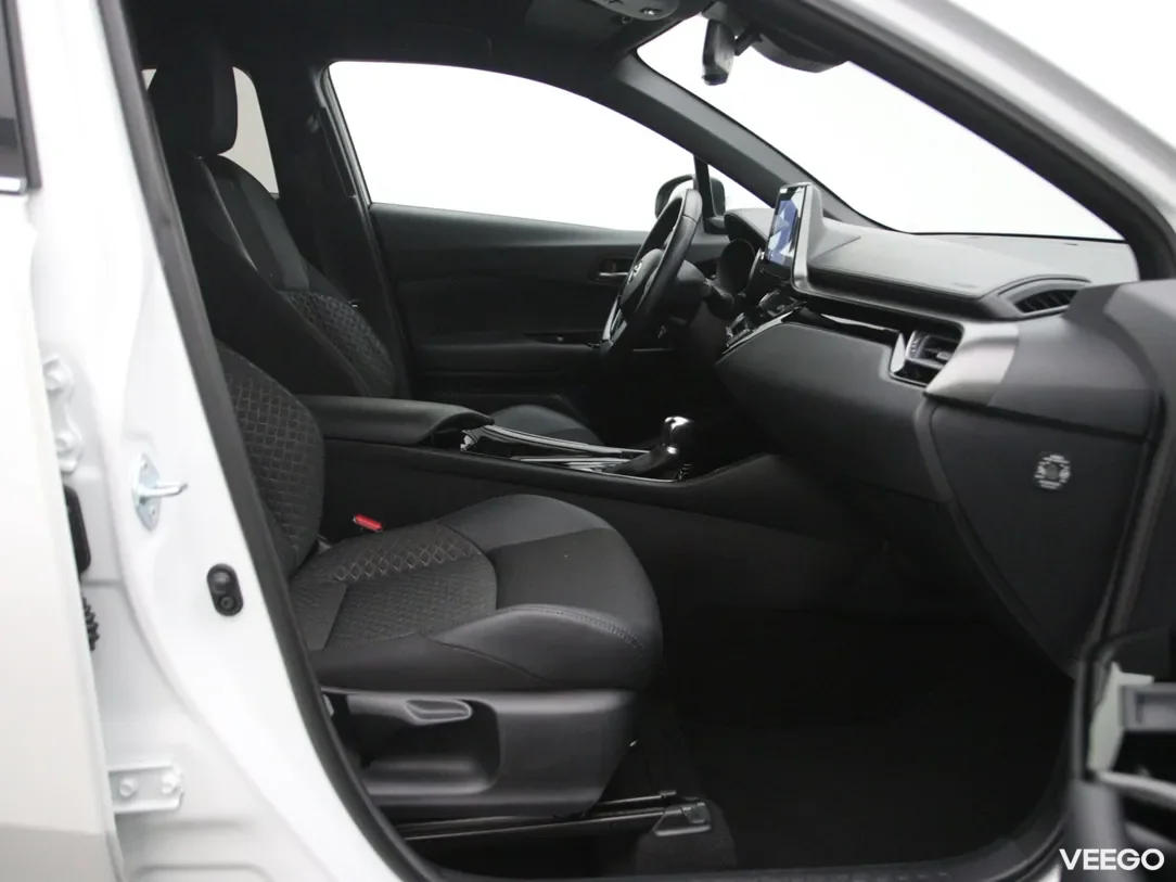 Toyota C-HR 1.8 90kW