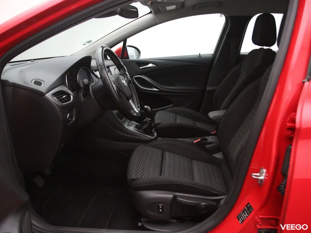 Opel Astra 1.6 81kW